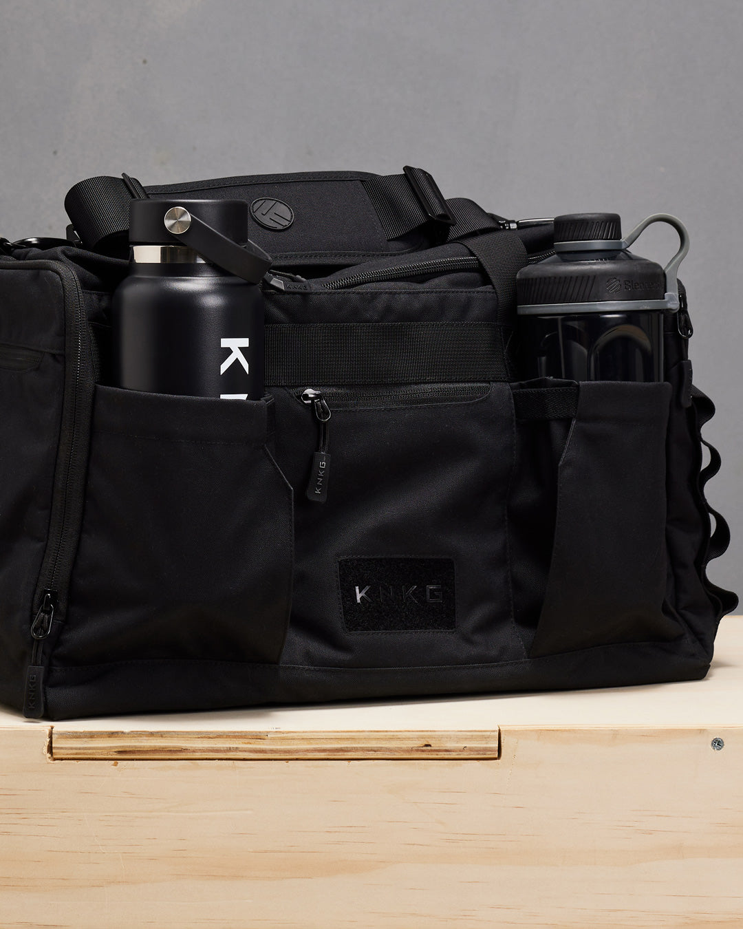 KNKG Core Duffel Black