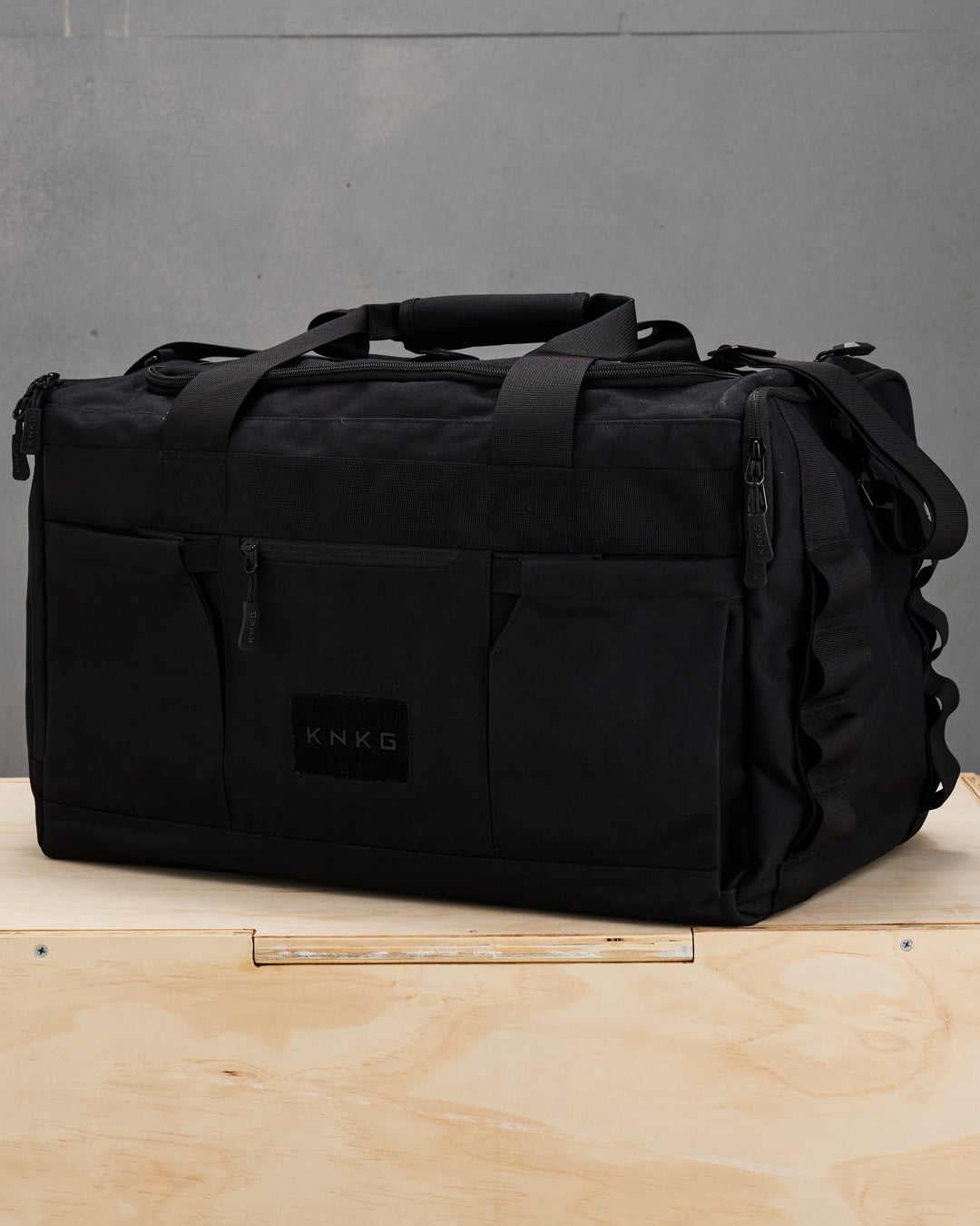 KNKG Core Duffel Black