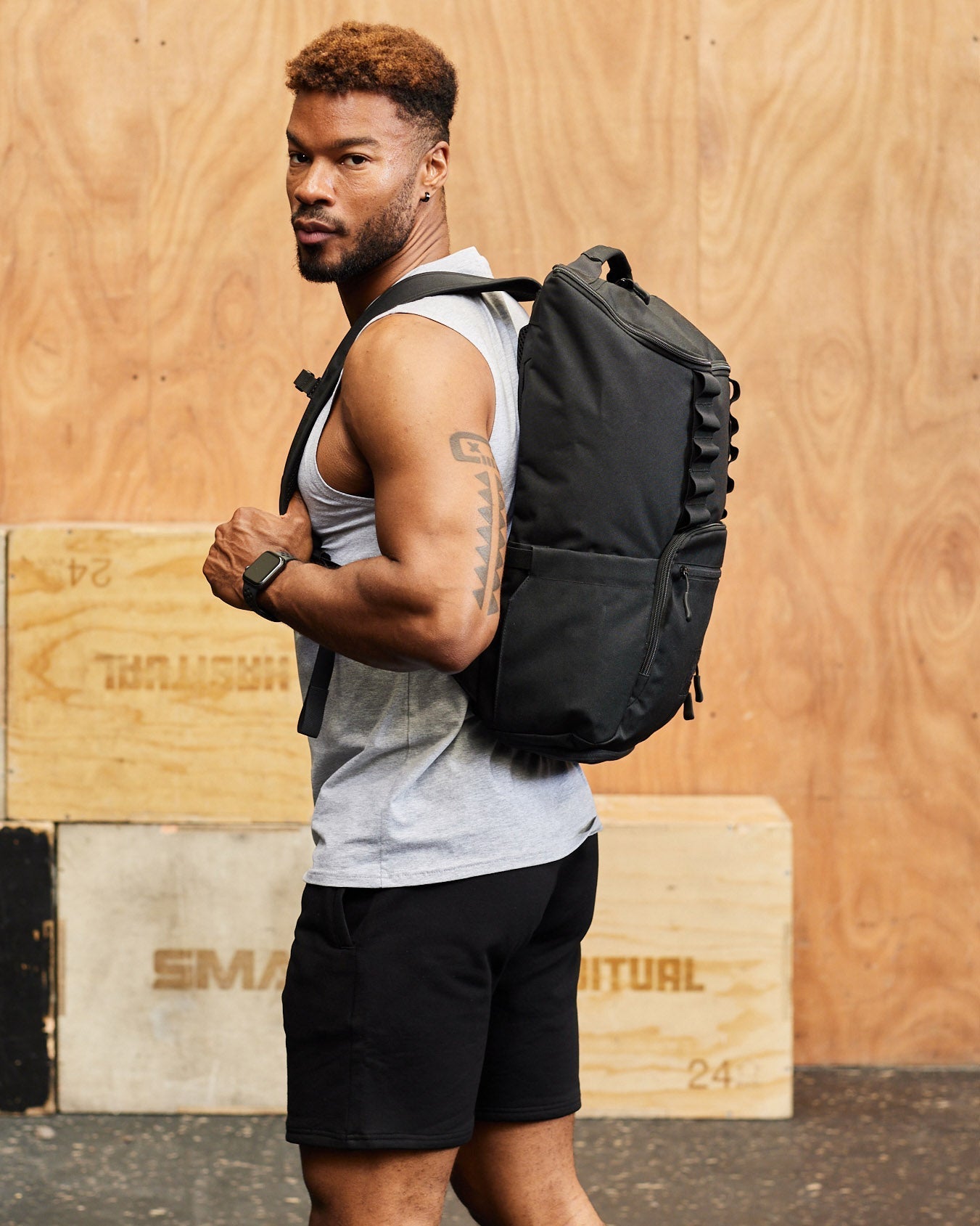 KNKG Core Backpack Black