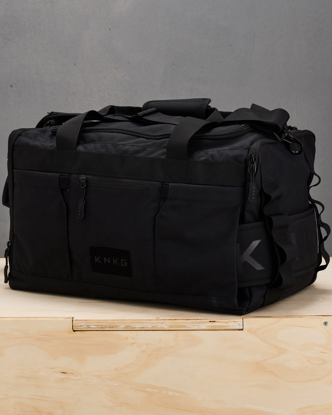 KNKG Core Duffel Black