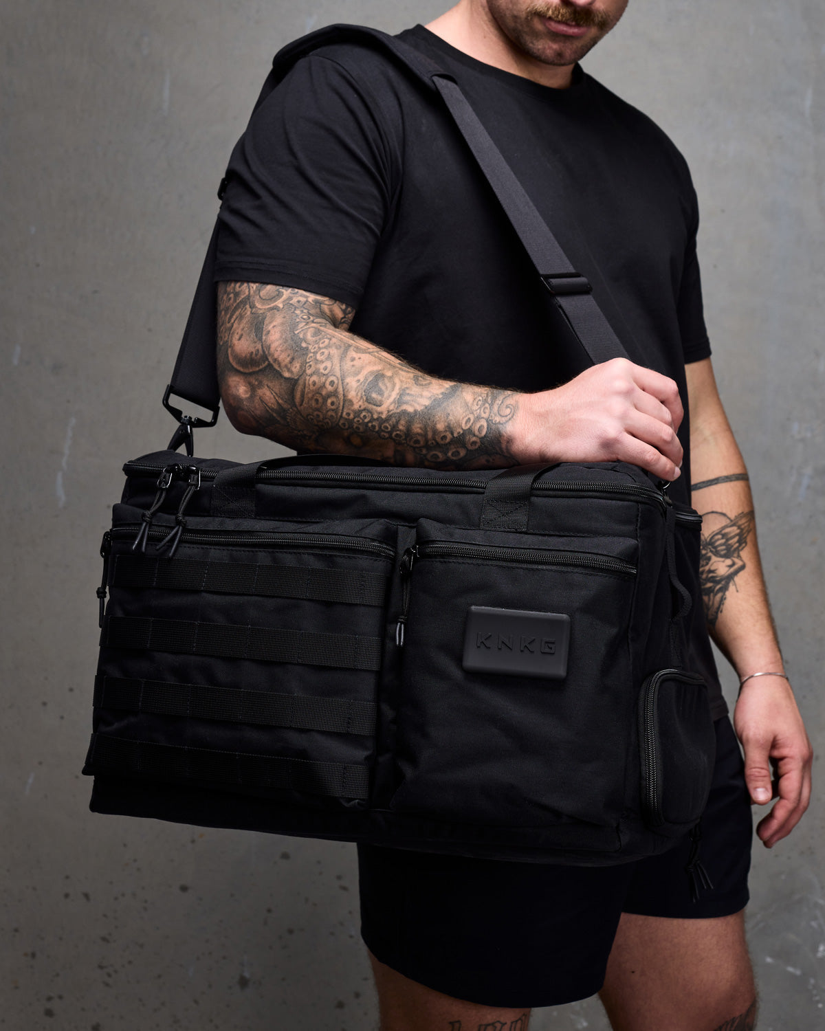 KNKG Conquer Duffel Black