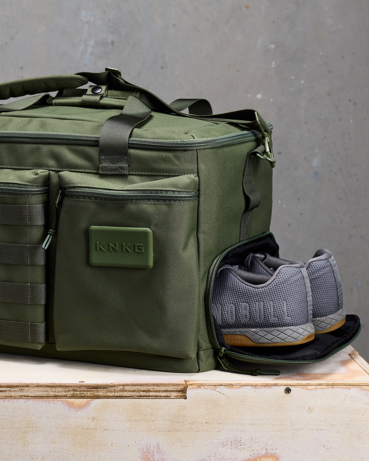 KNKG Conquer Duffel Green