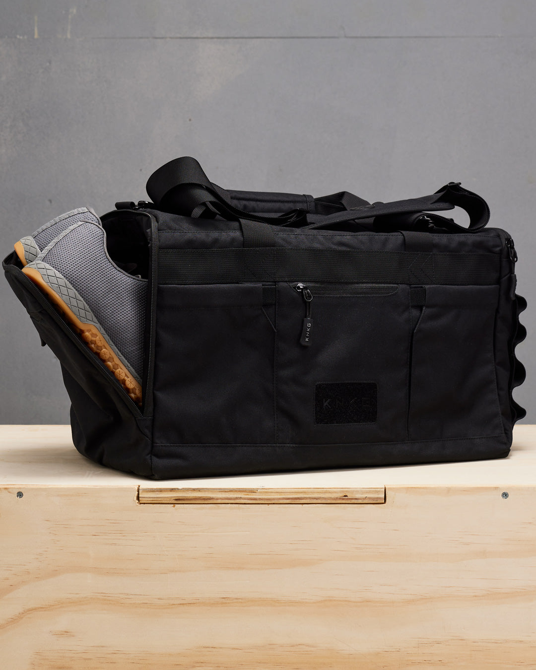 KNKG Core Duffel Black