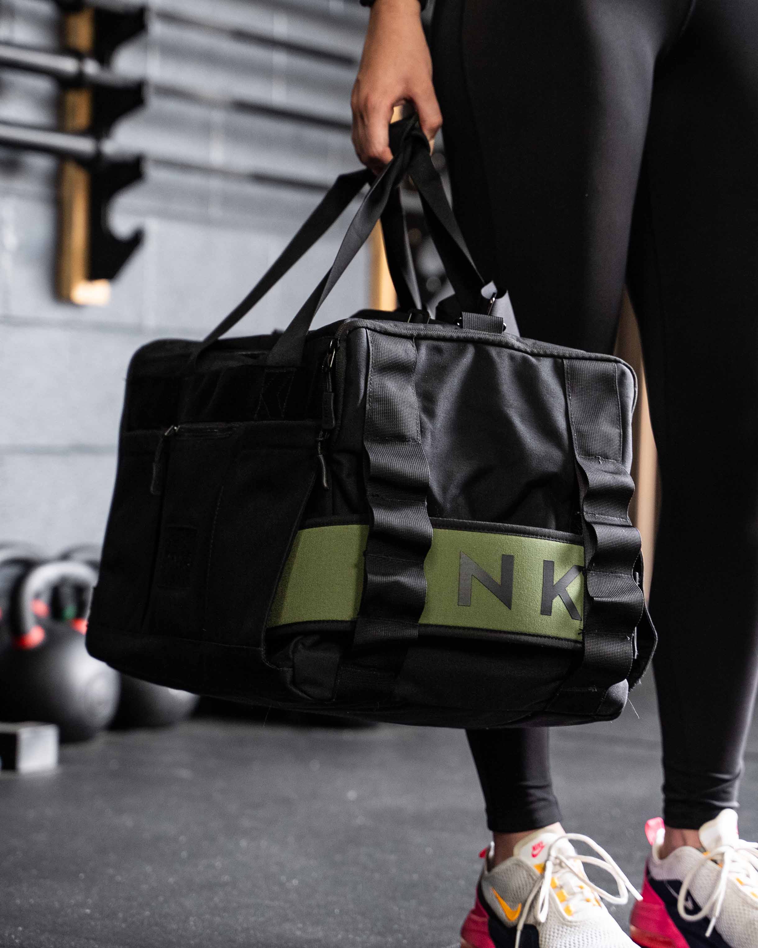 KNKG Core Duffel Black